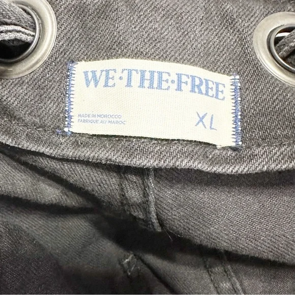 NEW Free People We The Free Fields of Flowers Wide Leg Black Denim Overalls XL - Picture 15 of 15